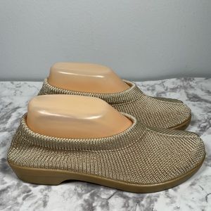Spring Step Tender Shoes Size 38 Beige